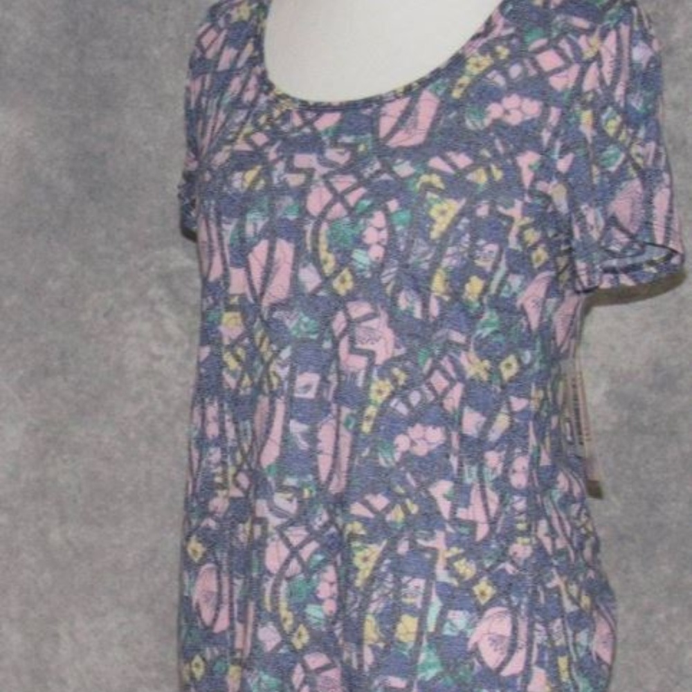 **Lularoe Classic T
